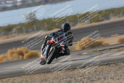 media/Dec-18-2022-SoCal Trackdays (Sun) [[8099a50955]]/Turn 14 (940am)/